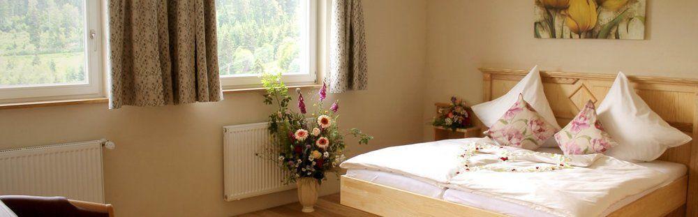 "Gutshof Lilienfein" - Medical Resort & Herbal Spa Im Suedschwarzwald Віден Екстер'єр фото